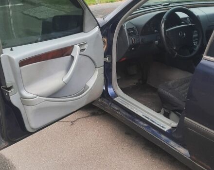 Синій Мерседес 200, об'ємом двигуна 2 л та пробігом 405 тис. км за 2100 $, фото 10 на Automoto.ua