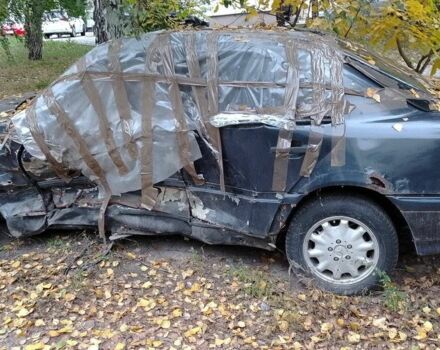 Синий Мерседес 200, объемом двигателя 1.8 л и пробегом 121 тыс. км за 650 $, фото 3 на Automoto.ua