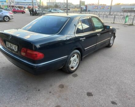 Синій Мерседес 200, об'ємом двигуна 2 л та пробігом 373 тис. км за 4350 $, фото 3 на Automoto.ua