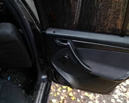 Синий Мерседес 200, объемом двигателя 1.8 л и пробегом 121 тыс. км за 650 $, фото 7 на Automoto.ua