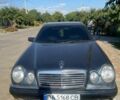 Синій Мерседес 200, об'ємом двигуна 2 л та пробігом 404 тис. км за 2428 $, фото 1 на Automoto.ua