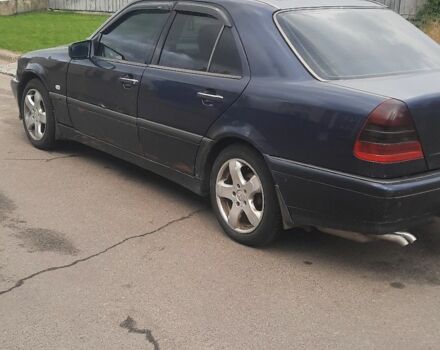 Синій Мерседес 200, об'ємом двигуна 2 л та пробігом 405 тис. км за 2100 $, фото 2 на Automoto.ua