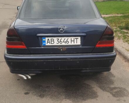 Синій Мерседес 200, об'ємом двигуна 2 л та пробігом 405 тис. км за 2100 $, фото 9 на Automoto.ua