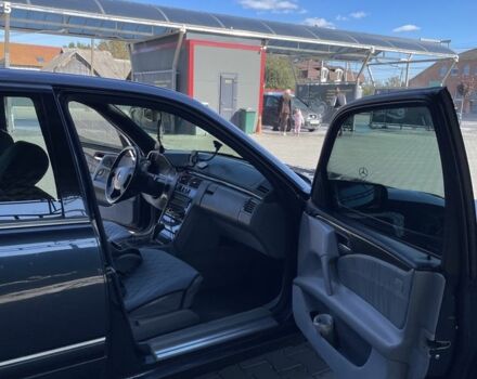 Синій Мерседес 200, об'ємом двигуна 2 л та пробігом 600 тис. км за 3400 $, фото 5 на Automoto.ua