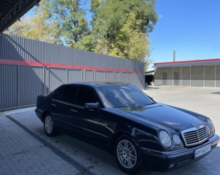 Синій Мерседес 200, об'ємом двигуна 2 л та пробігом 600 тис. км за 3400 $, фото 1 на Automoto.ua