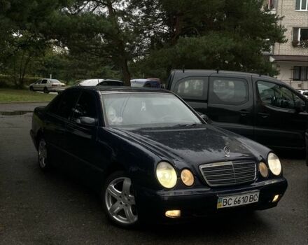 Синій Мерседес 200, об'ємом двигуна 2.2 л та пробігом 300 тис. км за 3250 $, фото 8 на Automoto.ua