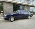 Синий Мерседес 200, объемом двигателя 2 л и пробегом 400 тыс. км за 849 $, фото 1 на Automoto.ua