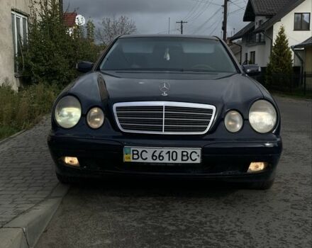 Синій Мерседес 200, об'ємом двигуна 2.2 л та пробігом 300 тис. км за 3250 $, фото 9 на Automoto.ua