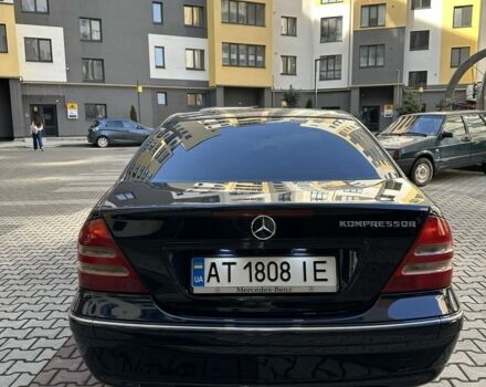 Синий Мерседес 200, объемом двигателя 2 л и пробегом 255 тыс. км за 3999 $, фото 8 на Automoto.ua