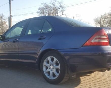 Синій Мерседес 200, об'ємом двигуна 2 л та пробігом 400 тис. км за 3500 $, фото 18 на Automoto.ua