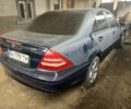 Синий Мерседес 200, объемом двигателя 2 л и пробегом 301 тыс. км за 2600 $, фото 3 на Automoto.ua