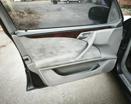 Синій Мерседес 200, об'ємом двигуна 2.1 л та пробігом 500 тис. км за 2750 $, фото 14 на Automoto.ua