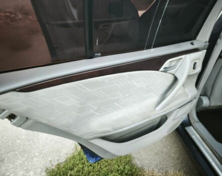 Синій Мерседес 200, об'ємом двигуна 2.1 л та пробігом 500 тис. км за 2750 $, фото 18 на Automoto.ua