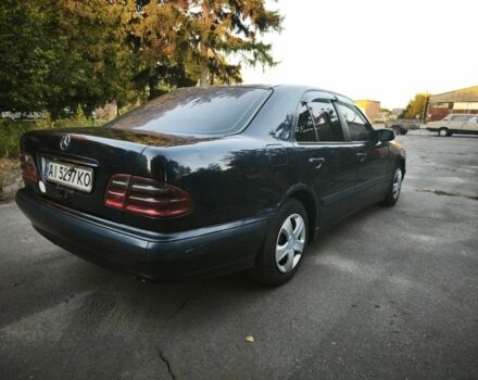 Синій Мерседес 200, об'ємом двигуна 2.1 л та пробігом 500 тис. км за 2750 $, фото 12 на Automoto.ua