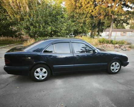 Синій Мерседес 200, об'ємом двигуна 2.1 л та пробігом 500 тис. км за 2750 $, фото 10 на Automoto.ua