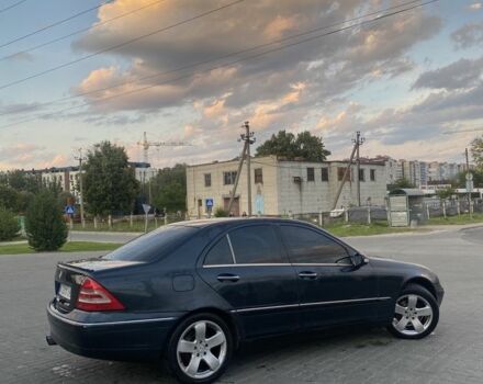 Синий Мерседес 200, объемом двигателя 0 л и пробегом 8 тыс. км за 3000 $, фото 1 на Automoto.ua
