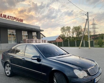 Синий Мерседес 200, объемом двигателя 0 л и пробегом 8 тыс. км за 3000 $, фото 3 на Automoto.ua