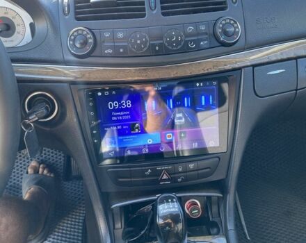 Синий Мерседес 200, объемом двигателя 1.8 л и пробегом 200 тыс. км за 5800 $, фото 6 на Automoto.ua