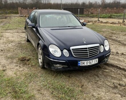 Синий Мерседес 200, объемом двигателя 2.1 л и пробегом 465 тыс. км за 2800 $, фото 6 на Automoto.ua