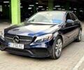 Синий Мерседес 200, объемом двигателя 2 л и пробегом 145 тыс. км за 20000 $, фото 1 на Automoto.ua