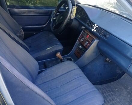 Синій Мерседес 200, об'ємом двигуна 2 л та пробігом 5 тис. км за 1800 $, фото 4 на Automoto.ua