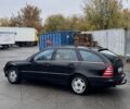 Синий Мерседес 200, объемом двигателя 2 л и пробегом 206 тыс. км за 1400 $, фото 5 на Automoto.ua