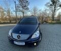 Синий Мерседес 200, объемом двигателя 2 л и пробегом 194 тыс. км за 5900 $, фото 1 на Automoto.ua