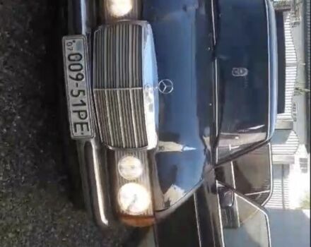 Синий Мерседес 200, объемом двигателя 2 л и пробегом 680 тыс. км за 1300 $, фото 1 на Automoto.ua