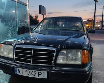 Синій Мерседес 200, об'ємом двигуна 2.2 л та пробігом 400 тис. км за 1650 $, фото 1 на Automoto.ua