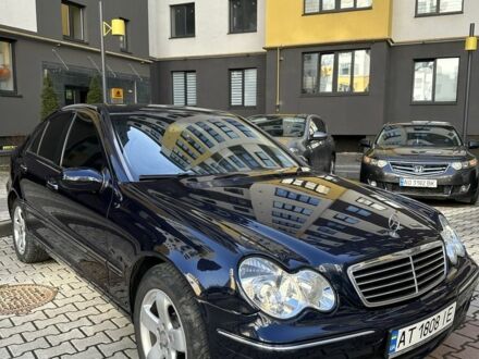 Мерседес 200 2000 у Івано-Франківську на Automoto.ua Синій Мерседес 200, об'ємом двигуна 2 л та пробігом 255 тис. км за 3999 $, фото 1 на Automoto.ua