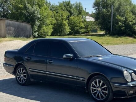 Мерседес 200 2000 в Рогатине на Automoto.ua Синий Мерседес 200, объемом двигателя 2 л и пробегом 540 тыс. км за 3799 $, фото 1 на Automoto.ua