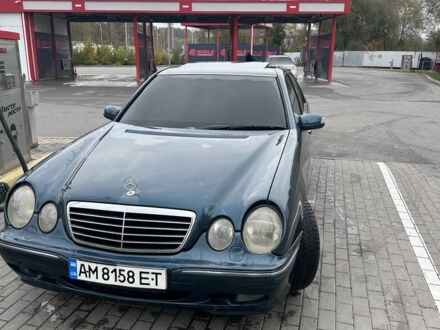 Мерседес 200 2000 у Вінниці на Automoto.ua Синій Мерседес 200, об'ємом двигуна 3.2 л та пробігом 341 тис. км за 4000 $, фото 1 на Automoto.ua