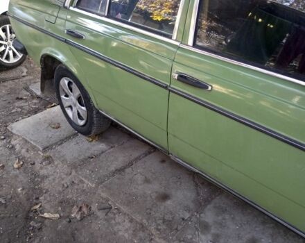 Зеленый Мерседес 200, объемом двигателя 2 л и пробегом 200 тыс. км за 1500 $, фото 7 на Automoto.ua