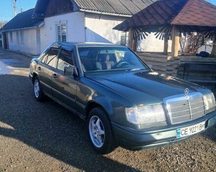 Зеленый Мерседес 200, объемом двигателя 2 л и пробегом 2 тыс. км за 1100 $, фото 3 на Automoto.ua
