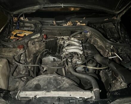 Зеленый Мерседес 200, объемом двигателя 2 л и пробегом 335 тыс. км за 1700 $, фото 7 на Automoto.ua