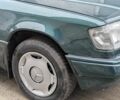 Зеленый Мерседес 200, объемом двигателя 2 л и пробегом 460 тыс. км за 3450 $, фото 7 на Automoto.ua
