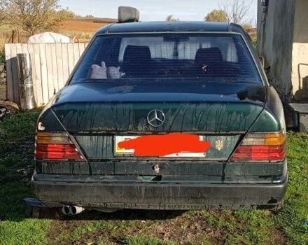 Зелений Мерседес 200, об'ємом двигуна 2 л та пробігом 2 тис. км за 1310 $, фото 2 на Automoto.ua