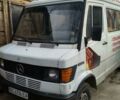 Белый Мерседес 208 пасс., объемом двигателя 2.3 л и пробегом 500 тыс. км за 2500 $, фото 1 на Automoto.ua