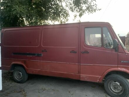 Мерседес 208Д, об'ємом двигуна 0 л та пробігом 0 тис. км за 2150 $, фото 1 на Automoto.ua