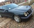 Черный Мерседес 210, объемом двигателя 2.2 л и пробегом 270 тыс. км за 8000600 $, фото 1 на Automoto.ua