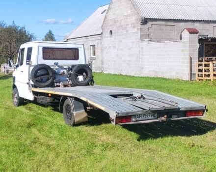 Мерседес 210, объемом двигателя 2.9 л и пробегом 0 тыс. км за 7000 $, фото 2 на Automoto.ua