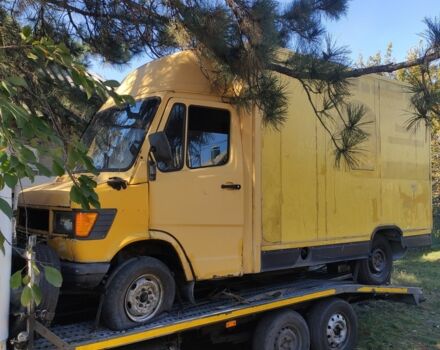 Мерседес 210, объемом двигателя 2.9 л и пробегом 0 тыс. км за 7000 $, фото 6 на Automoto.ua