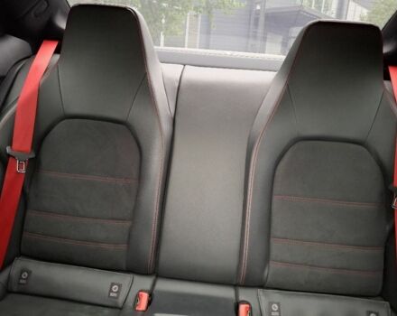 Белый Мерседес 220, объемом двигателя 0 л и пробегом 170 тыс. км за 12000 $, фото 7 на Automoto.ua