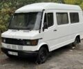 Белый Мерседес 220, объемом двигателя 2.9 л и пробегом 500 тыс. км за 1500 $, фото 1 на Automoto.ua