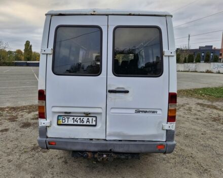 Мерседес 220 1998 в Боярка на Automoto.ua Белый Мерседес 220, объемом двигателя 2 л и пробегом 432 тыс. км за 3400 $, фото 2 на Automoto.ua
