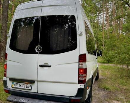 Белый Мерседес 220, объемом двигателя 2.1 л и пробегом 3 тыс. км за 9000 $, фото 6 на Automoto.ua