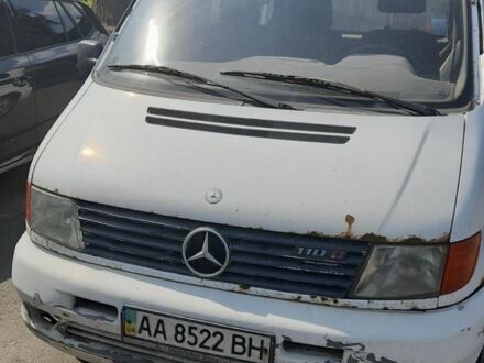 Белый Мерседес 220, объемом двигателя 0 л и пробегом 490 тыс. км за 1927 $, фото 1 на Automoto.ua