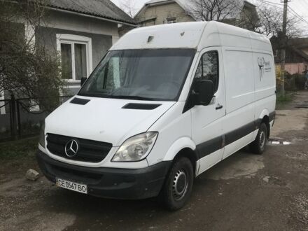 Мерседес 220 2007 в Черновцах на Automoto.ua Белый Мерседес 220, объемом двигателя 2.1 л и пробегом 320 тыс. км за 7000 $, фото 1 на Automoto.ua