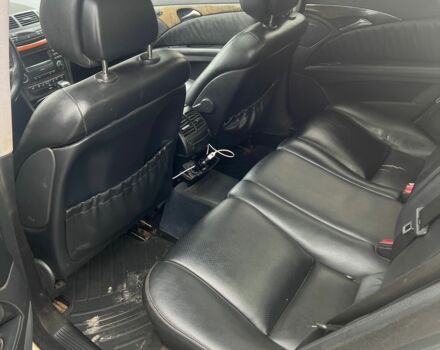 Бежевий Мерседес 220, об'ємом двигуна 2.2 л та пробігом 518 тис. км за 5350 $, фото 3 на Automoto.ua