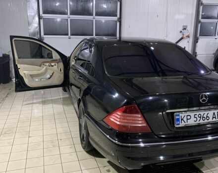 Чорний Мерседес 220, об'ємом двигуна 5 л та пробігом 320 тис. км за 7000 $, фото 6 на Automoto.ua